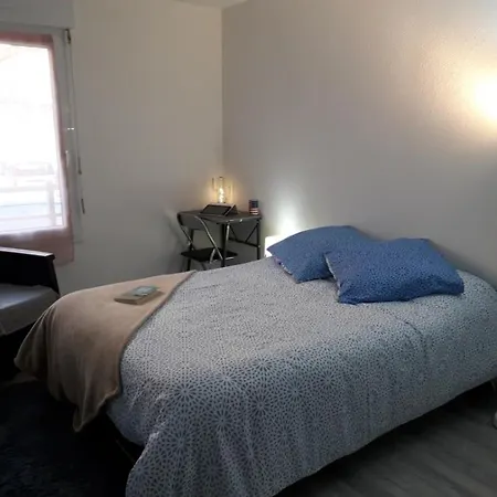Apartment Plein Coeur Des Chartrons- Avec Ascenseur Et Parking